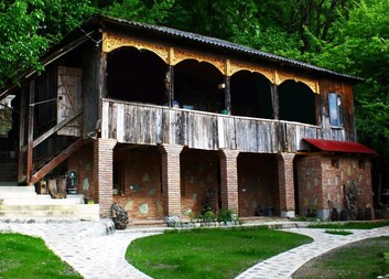 მხატვრის სახლი