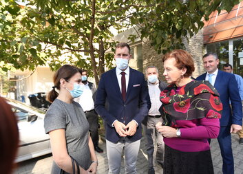 სლოვაკეთის საგარეო საქმეთა სამინისტროს სახელმწიფო მდივანმა ჩეხეთის კარიტასის პროექტები მოინახულა