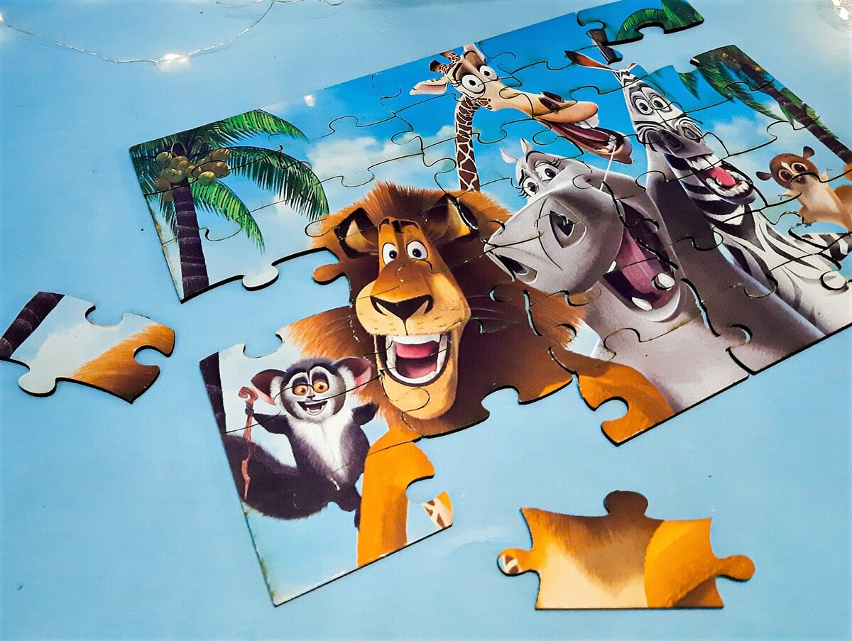 Wooden puzzle_Jambul Tsulukidze Wooden puzzle_Jambul Tsulukidze